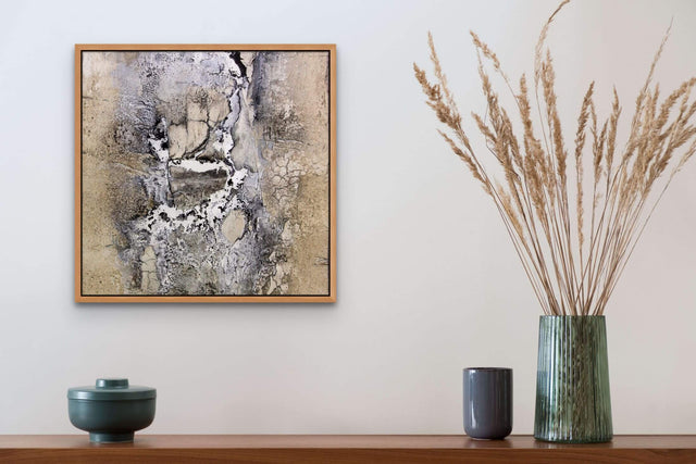 Lerne im geistreich Online-Kurs mit Ute Hoeg Structures in white - Voiceover (EN) kennen