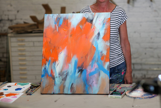 Lerne im geistreich Online-Kurs mit Angelika Biber Acryl- und Effektfarben auf schwarzem Grund kennen