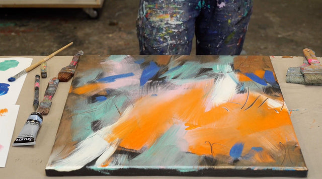 Lerne im geistreich Online-Kurs mit Angelika Biber Acryl- und Effektfarben auf schwarzem Grund kennen