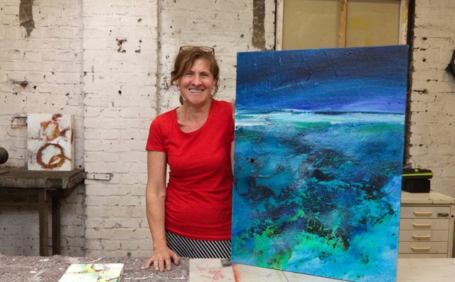 Lerne im geistreich Online-Kurs mit Angelika Biber Landschaft mit Bitumen-Schüttung kennen