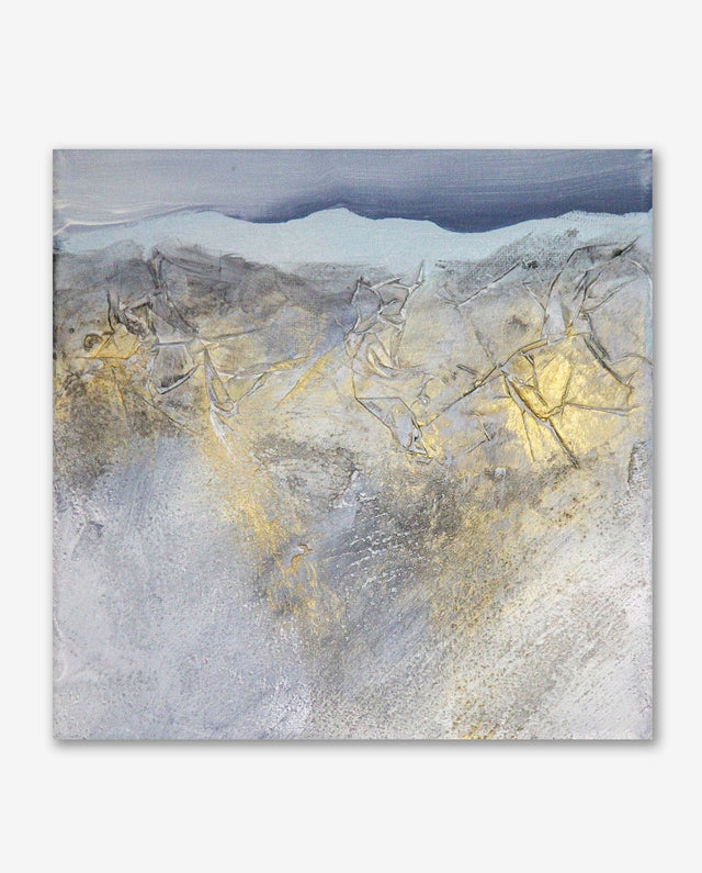 Lerne im geistreich Online-Kurs mit Angelika Biber Reliefartige Berglandschaft mit Goldschimmer kennen