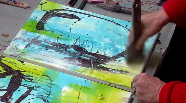 Lerne im geistreich Online-Kurs mit Angelika Biber Zwischen Linie und Fläche kennen