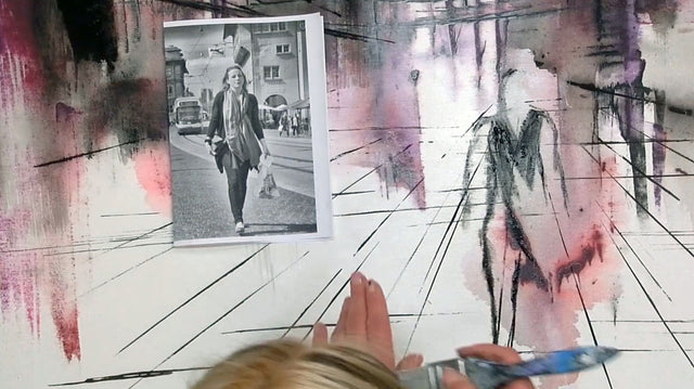 Lerne im geistreich Online-Kurs mit Angelika Domenig Cityscapes Violett - Stadtansicht mit Menschen kennen