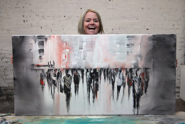 Lerne im geistreich Online-Kurs mit Angelika Domenig Cityscapes Violett - Stadtansicht mit Menschen kennen