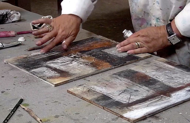 Lerne im geistreich Online-Kurs mit Anita Hörskens Rost, Wachs, Acryl/Öl und Collage kennen