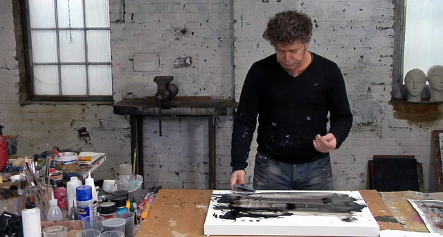 Lerne im geistreich Online-Kurs mit Antonio Zecca Expressive Figuration Hand/Skulptur kennen