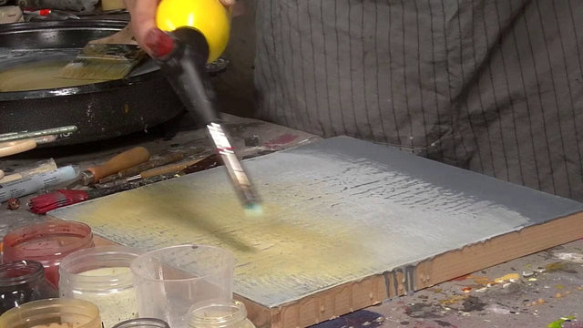 Lerne im geistreich Online-Kurs mit Birgit Hüttemann-Holz Enkaustik 3 Arbeiten in 3 Techniken kennen