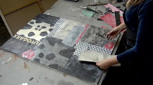 Lerne im geistreich Online-Kurs mit Cordula Kagemann Collage auf großem Format kennen