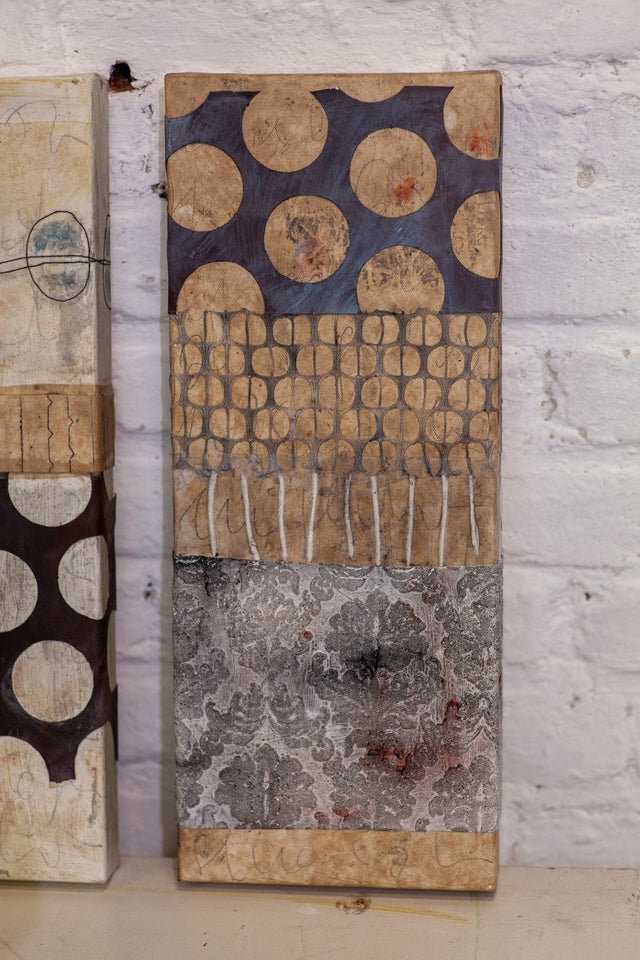 Lerne im geistreich Online-Kurs mit Cordula Kagemann Collage mit Material, Textur und Relief kennen