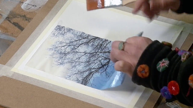 Lerne im geistreich Online-Kurs mit Cordula Kagemann Collagekunst - Herstellung Collagematerial und Fototransfer kennen