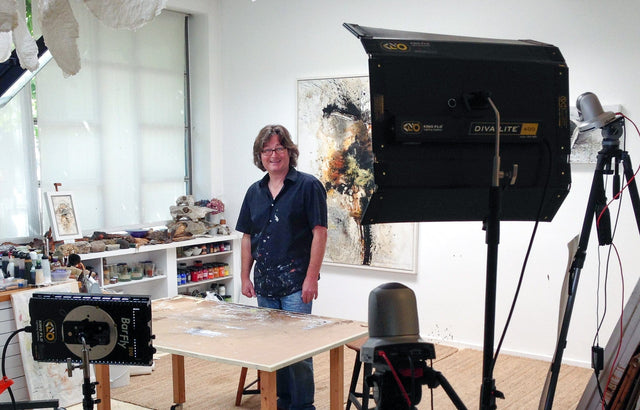 Lerne im geistreich Online-Kurs mit Gabriele Musebrink Baumaterial auf Leinwand. Reduktion. kennen