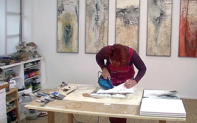 Lerne im geistreich Online-Kurs mit Gabriele Musebrink Transparenzen auf Holz kennen