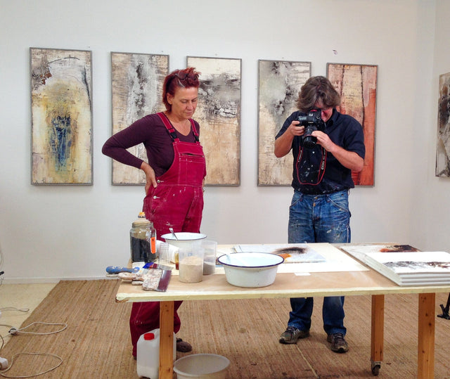 Lerne im geistreich Online-Kurs mit Gabriele Musebrink Transparenzen auf Holz kennen