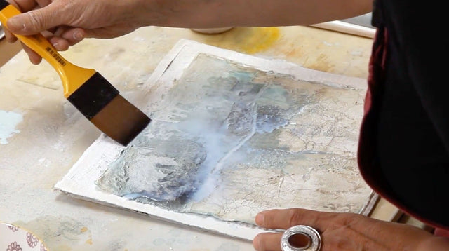 Lerne im geistreich Online-Kurs mit Gabriele Musebrink Transparenzen auf Seidelbast kennen