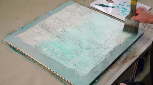 Lerne im geistreich Online-Kurs mit Helga Budde-Engelke Die Farbe Weiß mit einem Hauch von Rost kennen