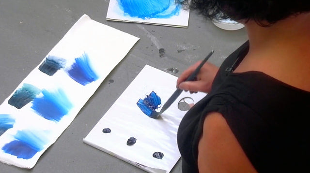 Lerne im geistreich Online-Kurs mit Helga Budde-Engelke Geheimnisvolles Blau auf Gold kennen