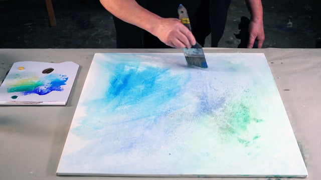 Lerne im geistreich Online-Kurs mit Helga Budde-Engelke Lapislazuli - Der Ursprung von Blau kennen