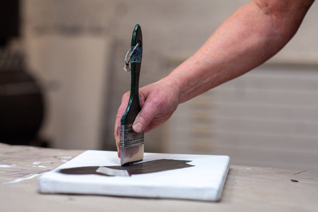 Lerne im geistreich Online-Kurs mit Helga Budde-Engelke Paartanz auf der Leinwand - Pinsel und Colourshaper kennen