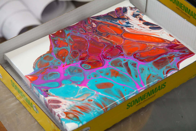 Lerne im geistreich Online-Kurs mit Helga Budde-Engelke Pouring Grundlagen-Kurs kennen