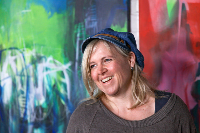 Lerne im geistreich Online-Kurs mit Ilona Griss-Schwärzler Malerei und Collage - Grau kennen