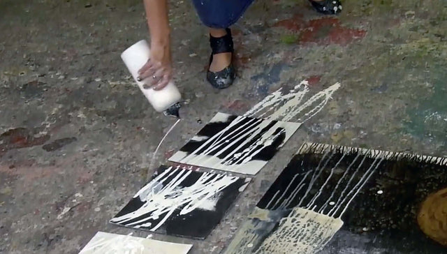 Lerne im geistreich Online-Kurs mit Ines Hildur 5 paintings in dust technique - Voiceover (EN) kennen