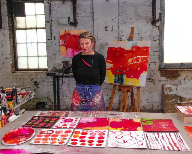 Lerne im geistreich Online-Kurs mit Ines Hildur Drei Farben. Rot - Seminar kennen