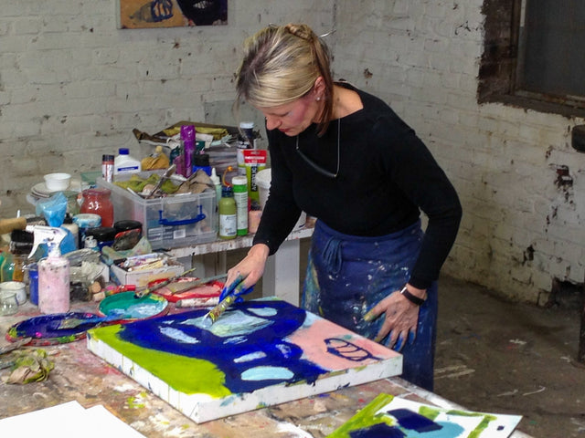 Lerne im geistreich Online-Kurs mit Ines Hildur Farbige Form kennen