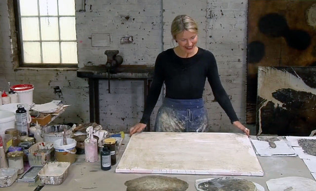 Lerne im geistreich Online-Kurs mit Ines Hildur Schablonier-Technik kennen