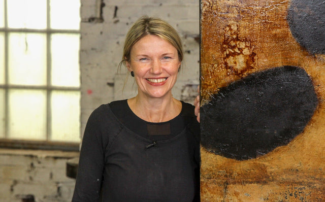 Lerne im geistreich Online-Kurs mit Ines Hildur Schablonier-Technik kennen