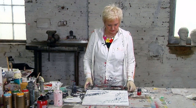 Lerne im geistreich Online-Kurs mit Ingrid Radinger Weiß aus Schwarz in Auskratztechnik kennen