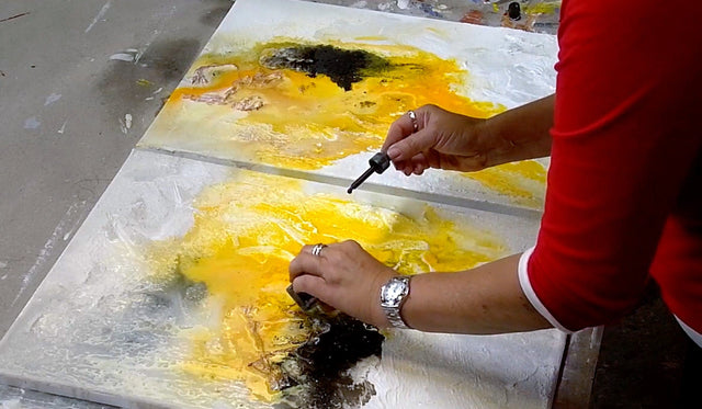 Lerne im geistreich Online-Kurs mit Isolde Folger Diptychon Gelb/Schwarz kennen