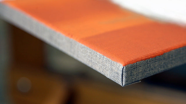 Lerne im geistreich Online-Kurs mit Mechtild Runde-Witjes Lack, Kaffee und Spachtelmasse kennen