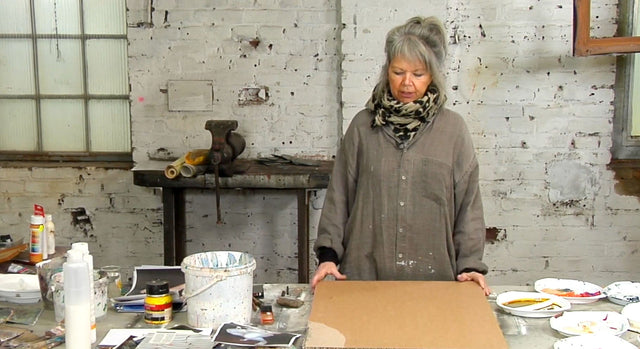 Lerne im geistreich Online-Kurs mit Petra Bergerhoff Weiblicher Akt - abstrakt und expressiv kennen