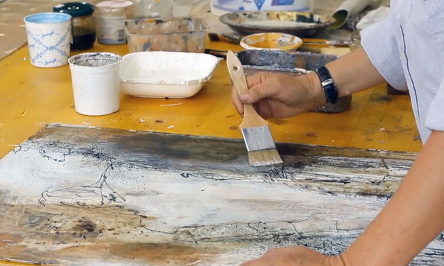 Lerne im geistreich Online-Kurs mit Sonja Schmid Malen ohne Farbe kennen