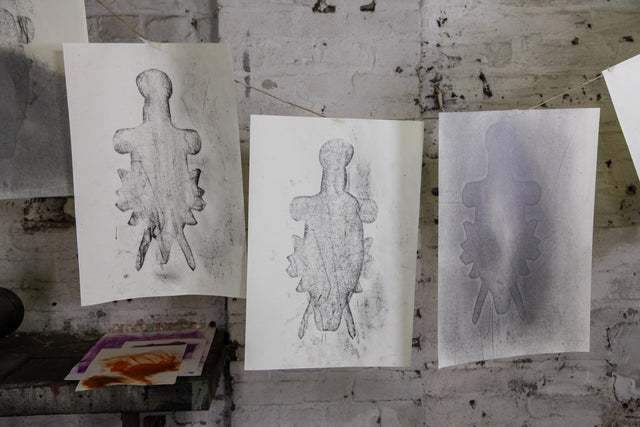 Lerne im geistreich Online-Kurs mit Steffen Rolla Bildideen entwickeln mit Frottage-Technik kennen