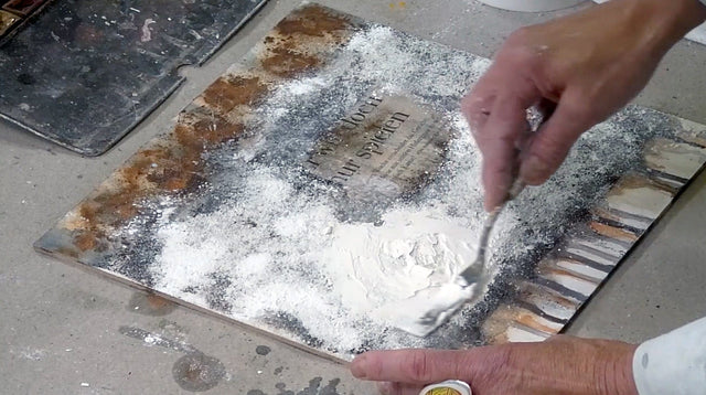 Lerne im geistreich Online-Kurs mit Ute Hoeg Materialgegensätze und Proportionen kennen