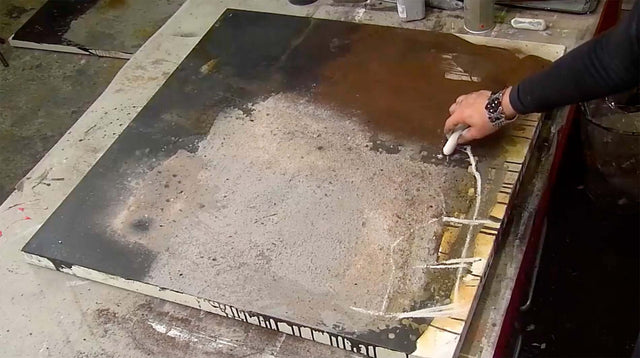 Lerne im geistreich Online-Kurs mit Ines Hildur Flächen in Asche und Staub kennen