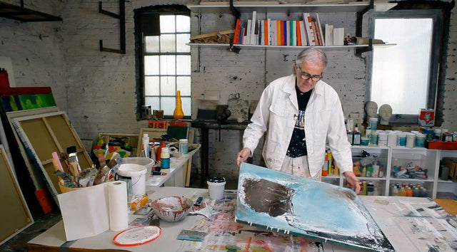 Lerne im geistreich Online-Kurs mit Robert Süess Baumaterial expressiv mit Sand-Gemisch kennen