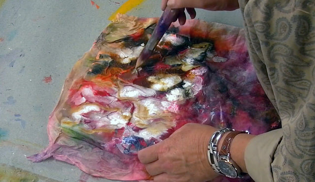 Lerne im geistreich Online-Kurs mit Brigitte Waldschmidt Tuchtechnik Black & White kennen