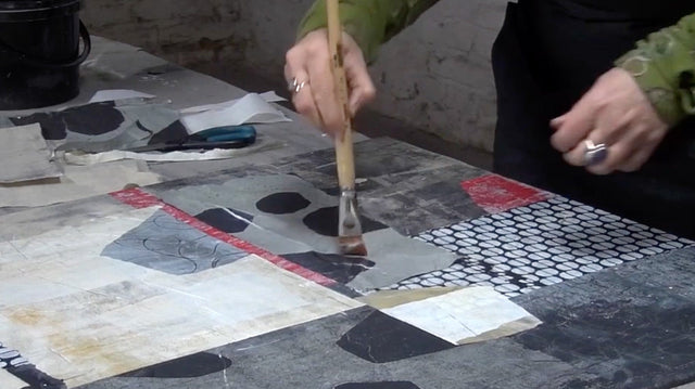 Lerne im geistreich Online-Kurs mit Cordula Kagemann Collage auf großem Format kennen