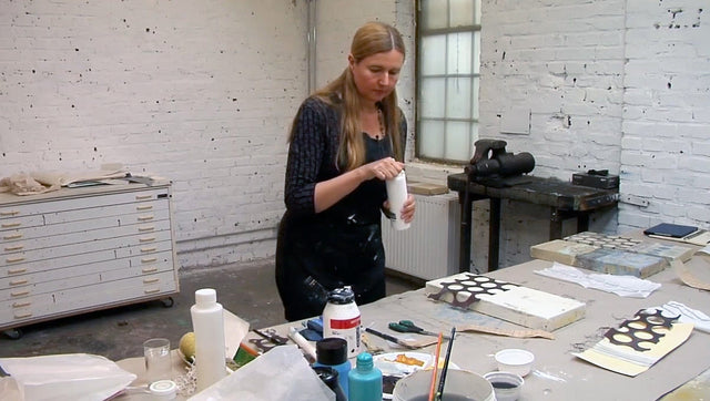 Lerne im geistreich Online-Kurs mit Cordula Kagemann Collage mit Material, Textur und Relief kennen