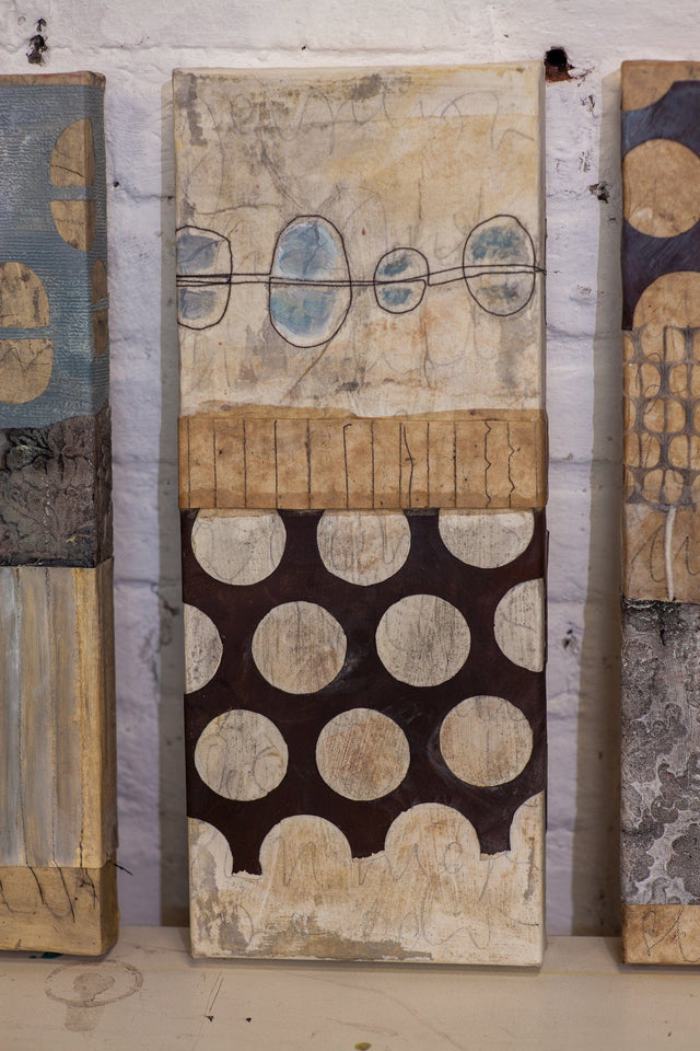 Lerne im geistreich Online-Kurs mit Cordula Kagemann Collage mit Material, Textur und Relief kennen