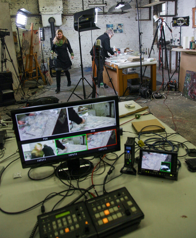 Lerne im geistreich Online-Kurs mit Cordula Kagemann Collage mit Papier und Wachs kennen