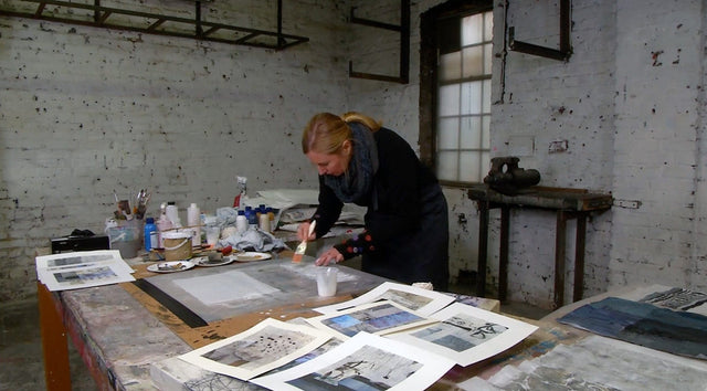 Lerne im geistreich Online-Kurs mit Cordula Kagemann Collagekunst - Herstellung Collagematerial und Fototransfer kennen