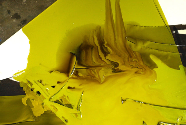 Lerne im geistreich Online-Kurs mit Dietmar Wölfl Bitumen und Lackfarben kennen