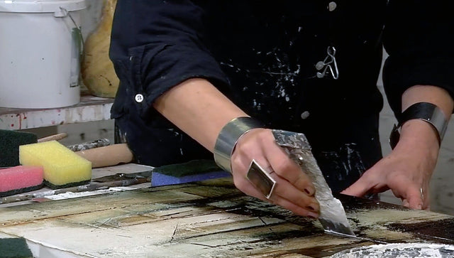 Lerne im geistreich Online-Kurs mit Friederike Meintke Dunkle Stadt in Schichten kennen