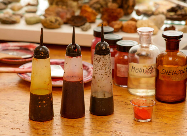 Lerne im geistreich Online-Kurs mit Gabriele Musebrink Rot. Struktur in Spannung kennen