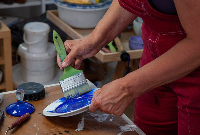 Lerne im geistreich Online-Kurs mit Gabriele Musebrink Transluzenz durch Wachs auf Leinwand kennen