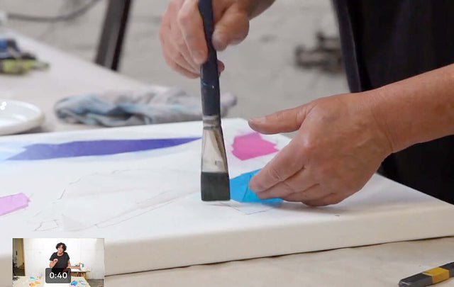 Lerne im geistreich Online-Kurs mit Helga Budde-Engelke Entwicklung eigener Bildideen mit Seidenpapier kennen