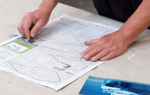 Lerne im geistreich Online-Kurs mit Helga Budde-Engelke Entwicklung eigener Bildideen mit Seidenpapier kennen